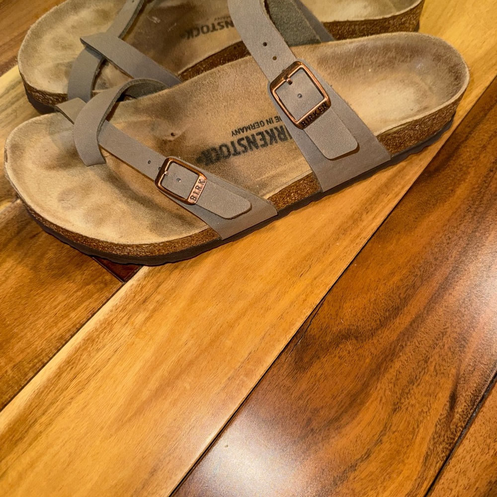 Birkenstock Mayari Women’s mocha Strappy Two-Buckle Sandals size 40 - Picture 3 of 5